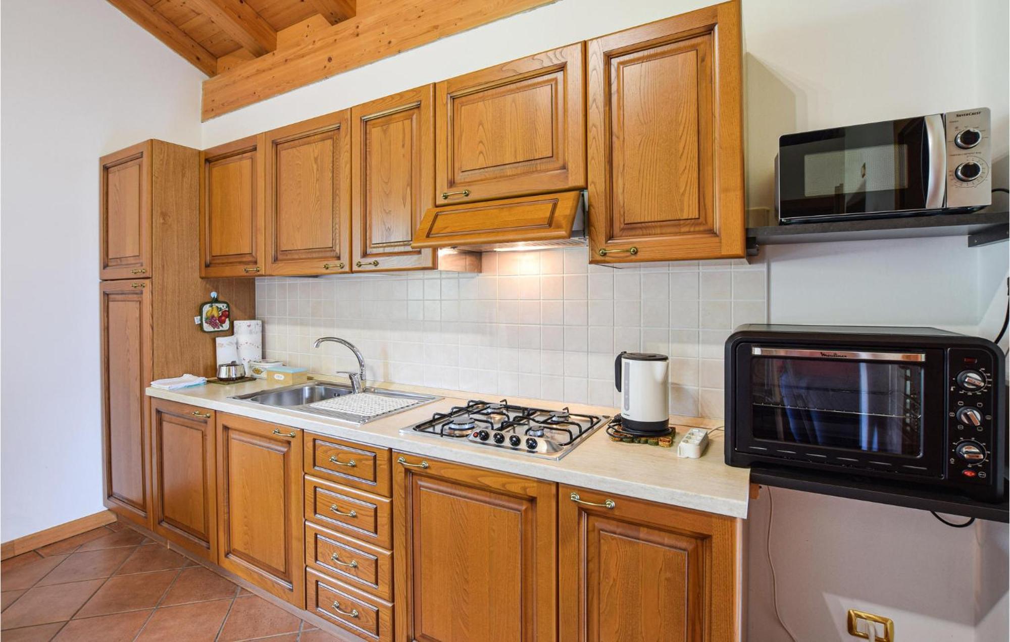 Beautiful Apartment In Lamon With Wifi エクステリア 写真