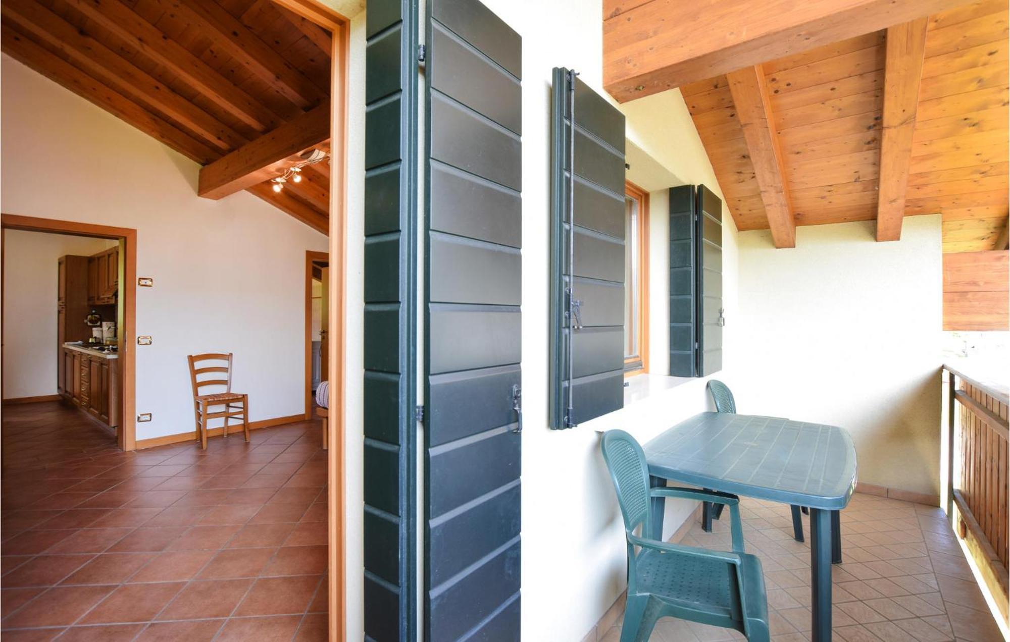 Beautiful Apartment In Lamon With Wifi エクステリア 写真